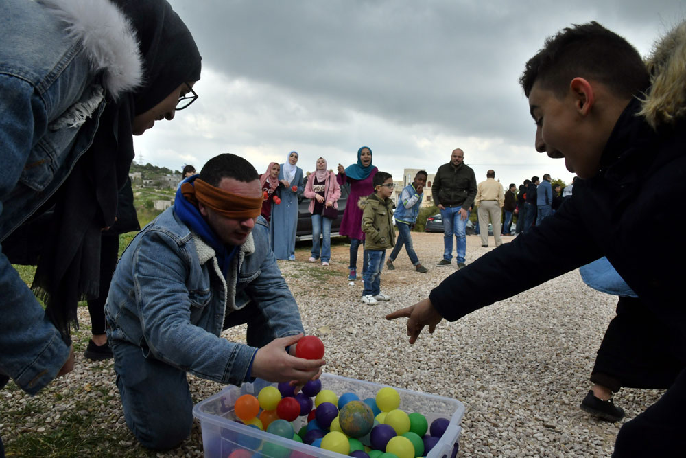 Jordan Bromine company employees celebrate International-Family-Day