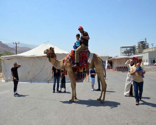 Jordan Bromine company employees celebrate International-Family-Day